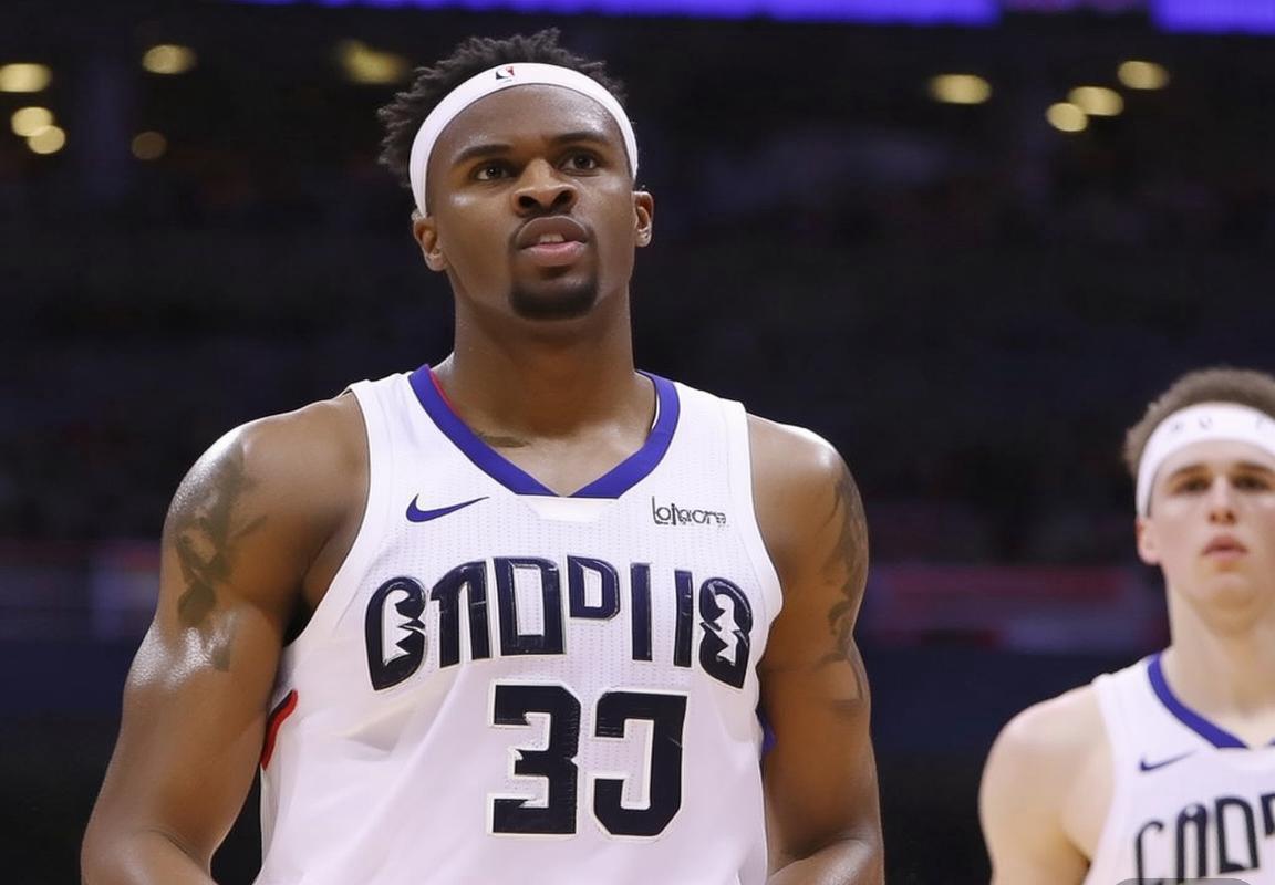 灰熊爆冷胜快船，贝恩三分神准，泰伦·卢坦言危机，快船季后赛前景蒙阴影